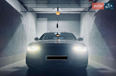 Седан Audi S4 2013 в 