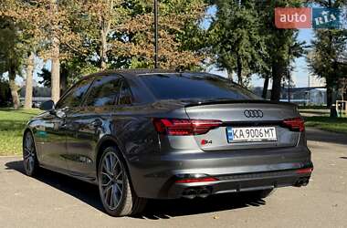 Седан Audi S4 2023 в 