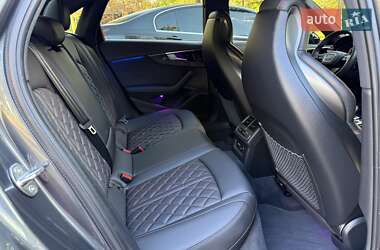 Седан Audi S4 2023 в 