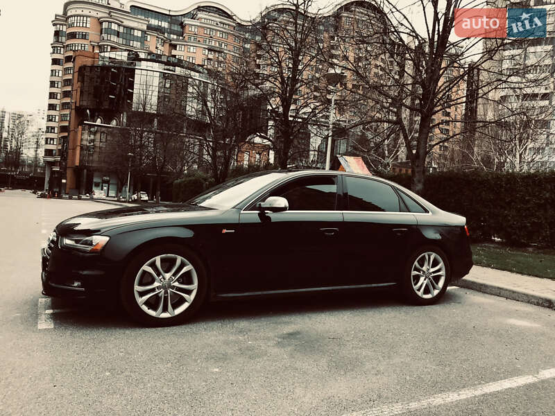 Седан Audi S4 2013 в Одессе