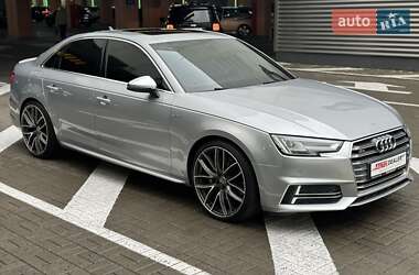 Седан Audi S4 2018 в 