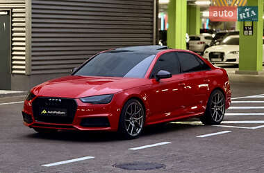 Седан Audi S4 2017 в 