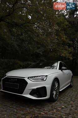 Audi S4 2022