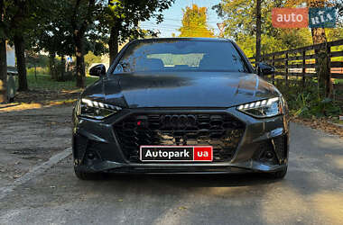 Седан Audi S4 2022 в 