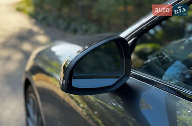 Седан Audi S4 2022 в 