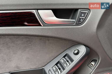 Седан Audi S4 2010 в  фото 28 Седан Audi S4 2010 в