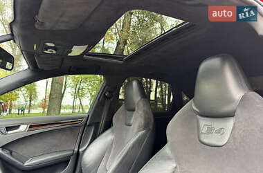 Седан Audi S4 2010 в  фото 43 Седан Audi S4 2010 в