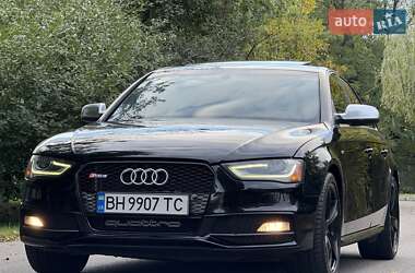 Седан Audi S4 2012 в  фото 5 Седан Audi S4 2012 в
