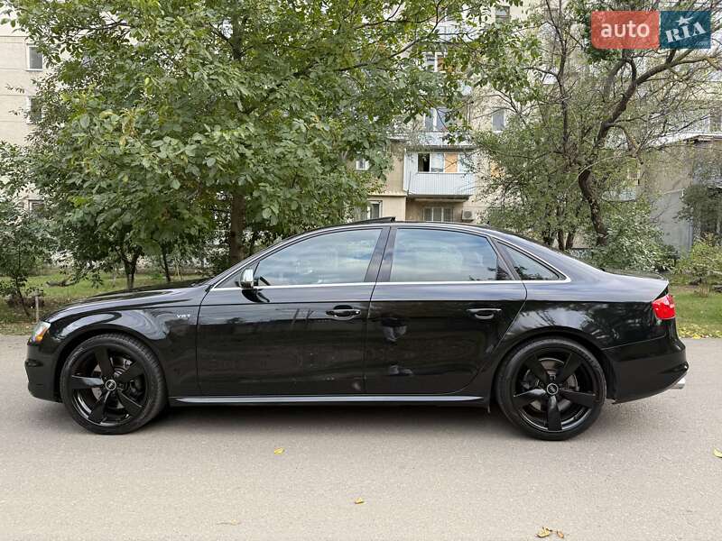 Седан Audi S4 2012 в Одессе