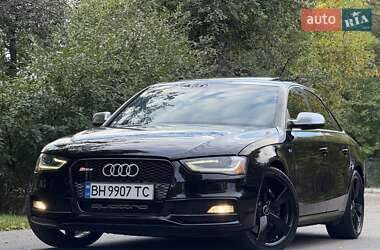 Седан Audi S4 2012 в  фото 13 Седан Audi S4 2012 в