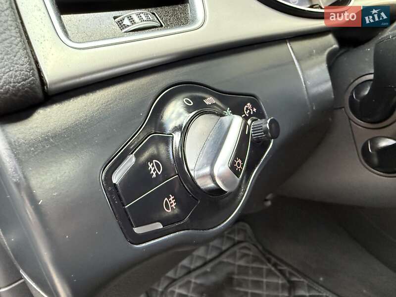 Седан Audi S4 2012 в Одессе