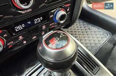 Седан Audi S4 2012 в  фото 41 Седан Audi S4 2012 в