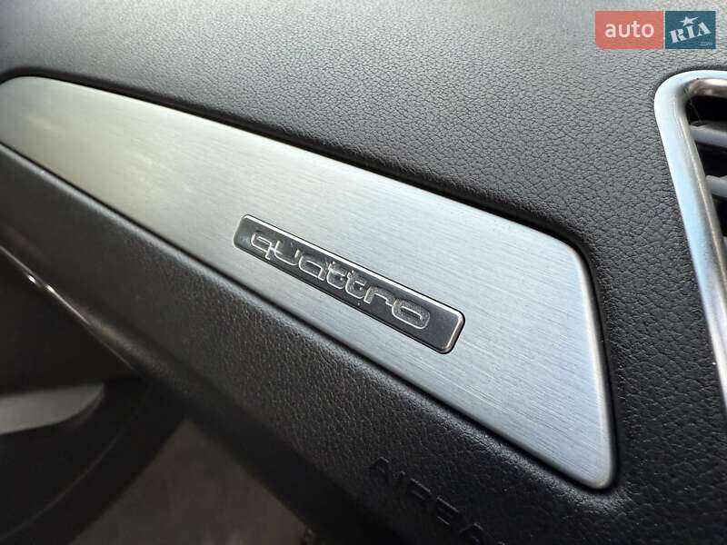 Седан Audi S4 2012 в Одессе