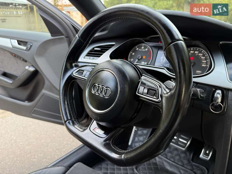 Седан Audi S4 2012 в Одессе