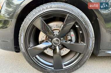 Седан Audi S4 2012 в  фото 78 Седан Audi S4 2012 в