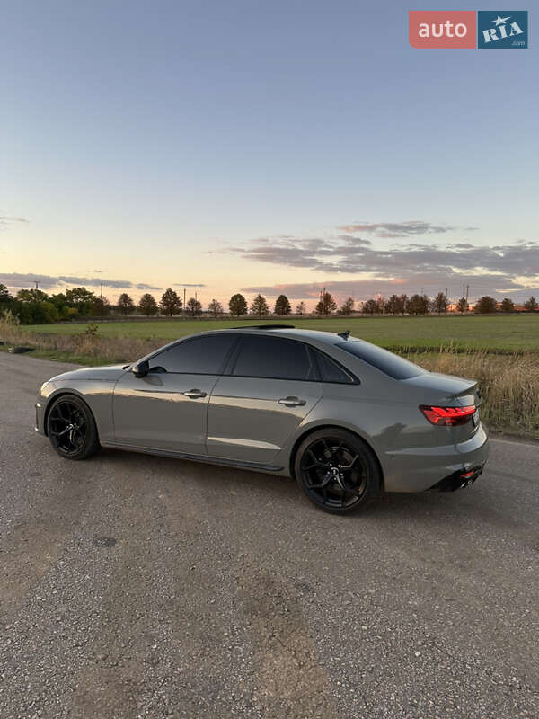 Седан Audi S4 2021 в Одессе