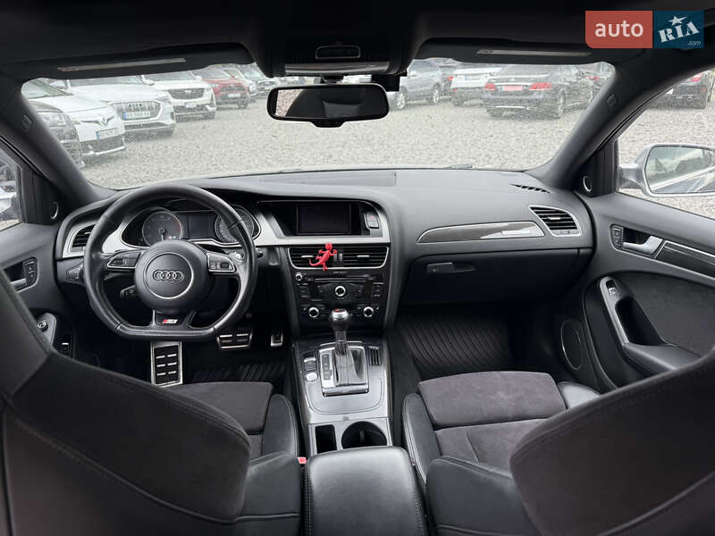 Седан Audi S4 2013 в Хмельницькому