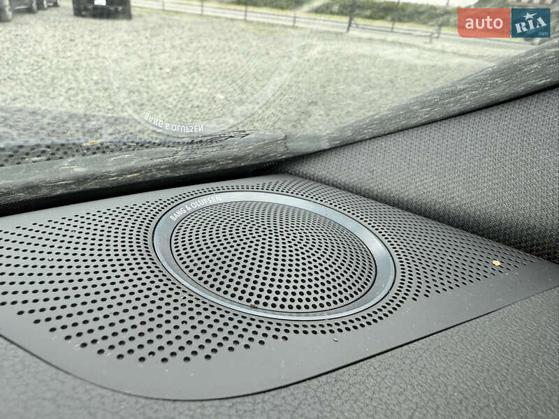 Седан Audi S4 2013 в Хмельницькому