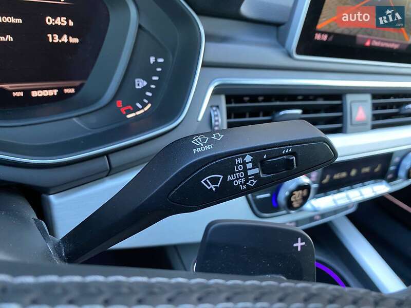 Седан Audi S4 2017 в Хмельницькому