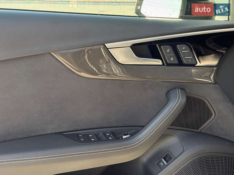 Седан Audi S4 2022 в Львове фото 16 Седан Audi S4 2022 в Львове