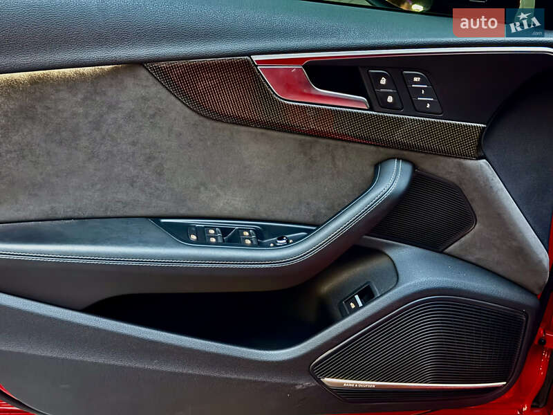Седан Audi S4 2017 в Киеве фото 15 Седан Audi S4 2017 в Киеве