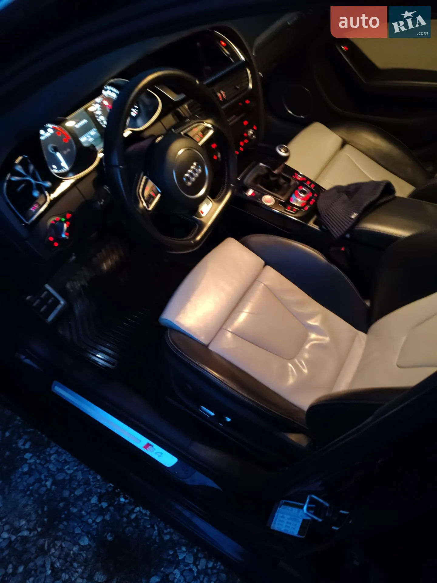 2013 Audi S4 - мініатюра 12