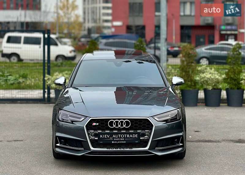 Седан Audi S4 2017 в Киеве фото 4 Седан Audi S4 2017 в Киеве