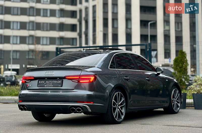 Седан Audi S4 2017 в Киеве фото 16 Седан Audi S4 2017 в Киеве