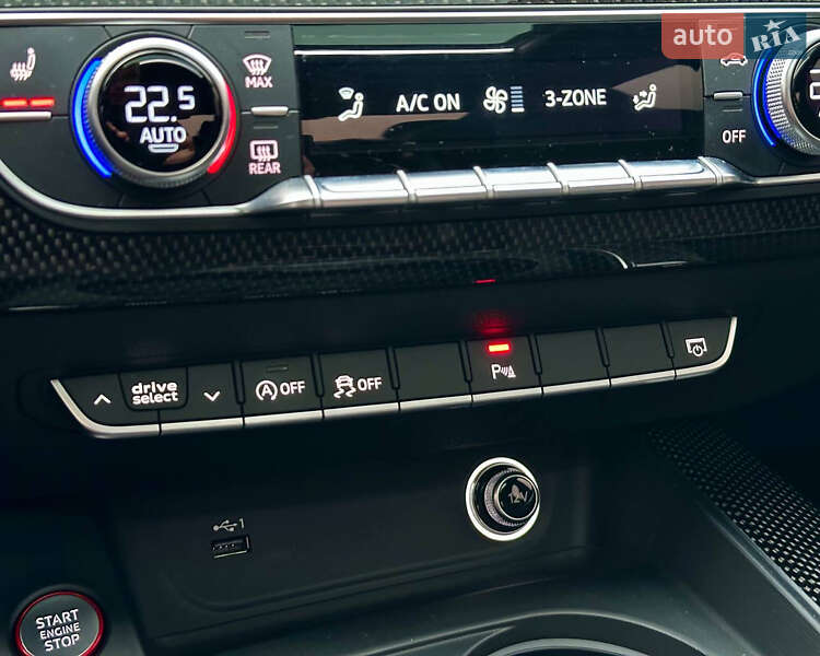 Седан Audi S4 2017 в Киеве фото 32 Седан Audi S4 2017 в Киеве