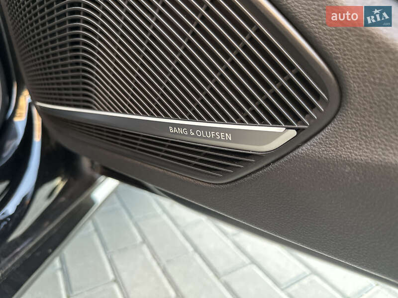 Седан Audi S4 2018 в Ровно