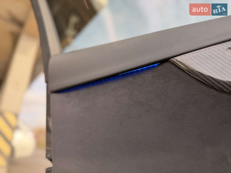 Седан Audi S4 2023 в Киеве