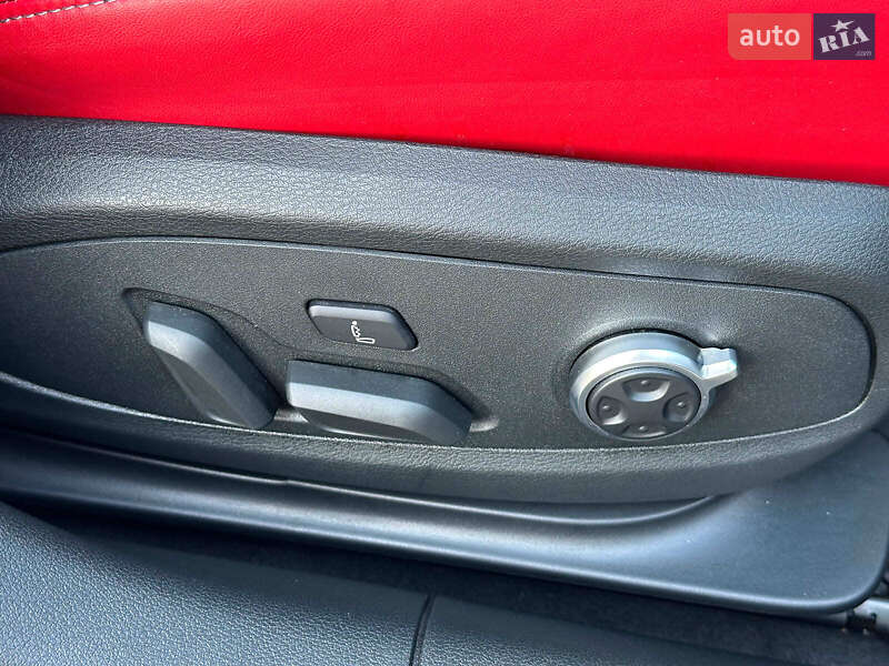 Седан Audi S4 2023 в Одесі фото 27 Седан Audi S4 2023 в Одесі