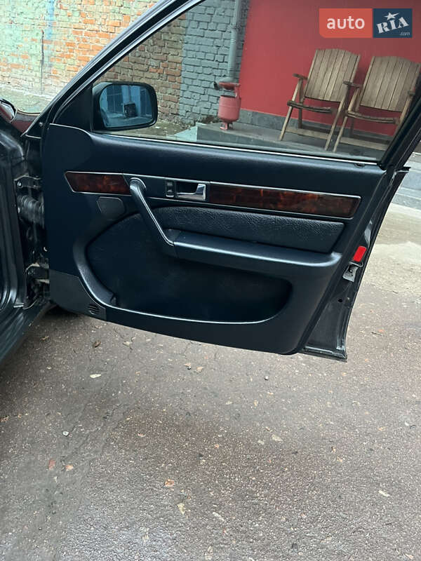 Седан Audi S4 1993 в Чернигове фото 22 Седан Audi S4 1993 в Чернигове