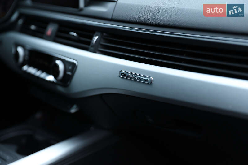 Седан Audi S4 2017 в Луцке