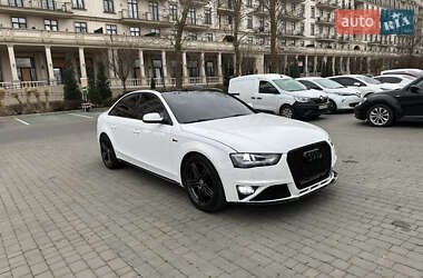 Седан Audi S4 2015 в Одесі
