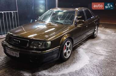 Седан Audi S4 1992 в Києві