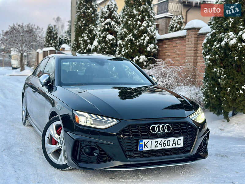 Седан Audi S4 2019 в Киеве