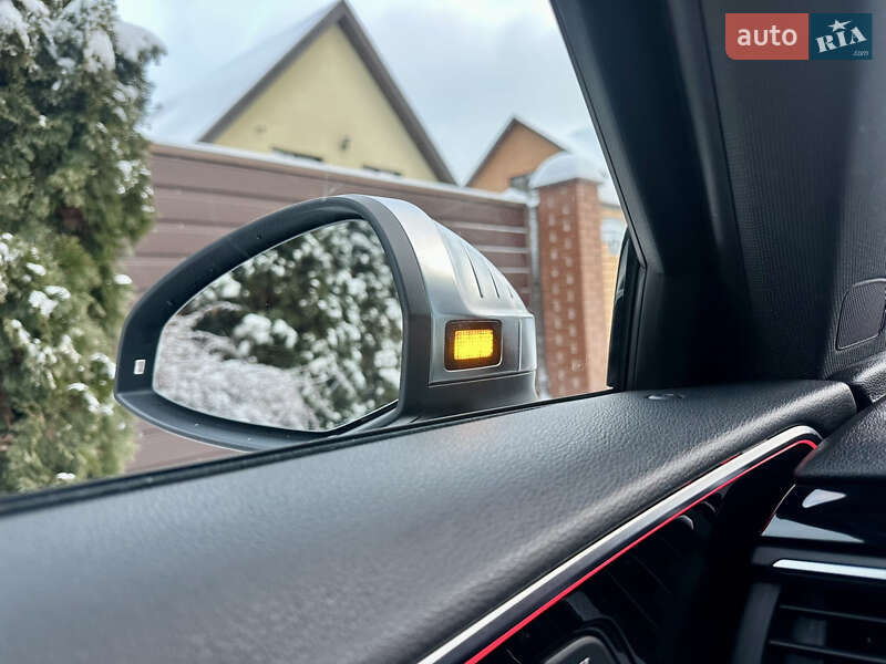 Седан Audi S4 2019 в Киеве