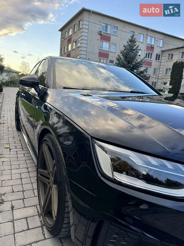 Седан Audi S4 2018 в Очакове