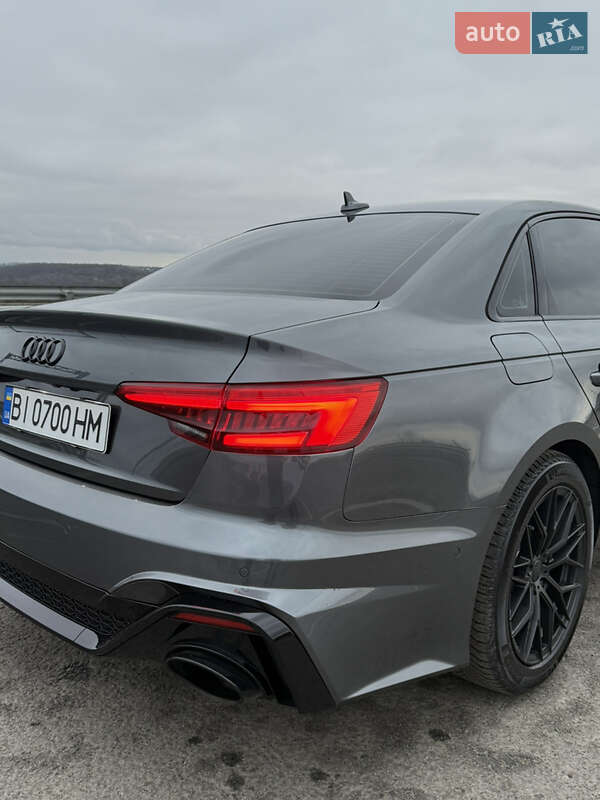 Седан Audi S4 2017 в Полтаве