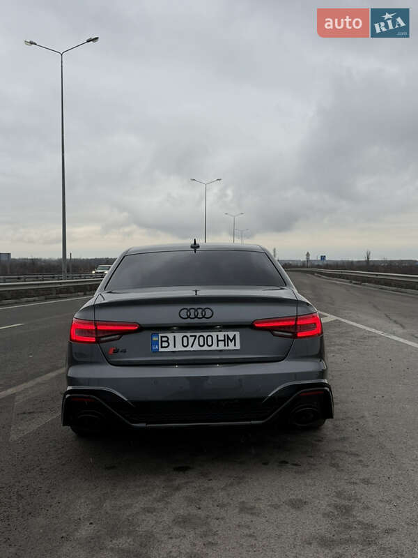 Седан Audi S4 2017 в Полтаве