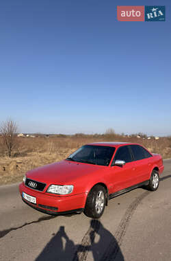 Седан Audi S4 1992 в Львове