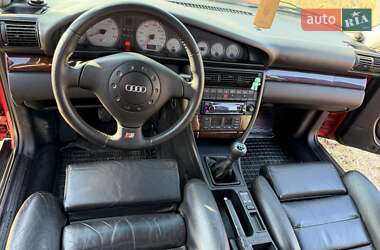 Седан Audi S4 1992 в Львове