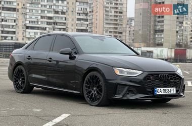 Седан Audi S4 2022 в Киеве
