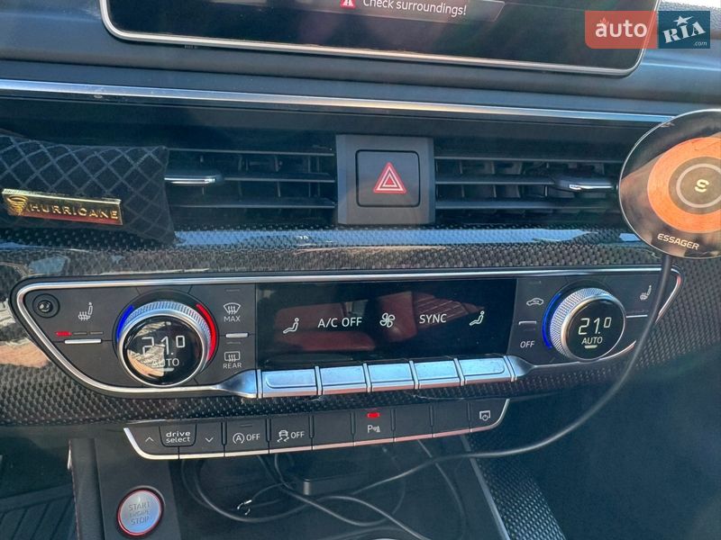 Седан Audi S4 2018 в Днепре