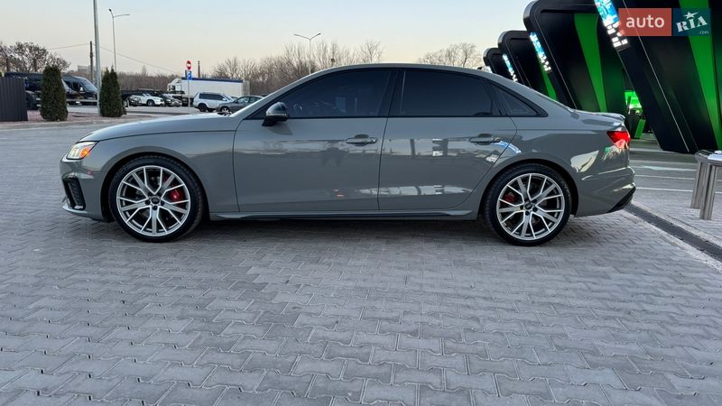 Седан Audi S4 2020 в Одессе