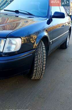 Седан Audi S4 1993 в Харькове