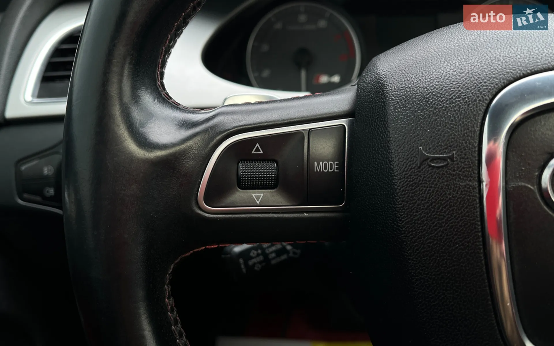 2011 Audi S4 - мініатюра 12