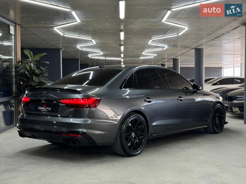 Седан Audi S4 2023 в Одессе