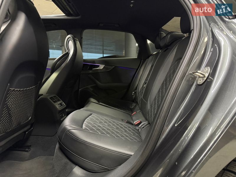 Седан Audi S4 2023 в Одессе
